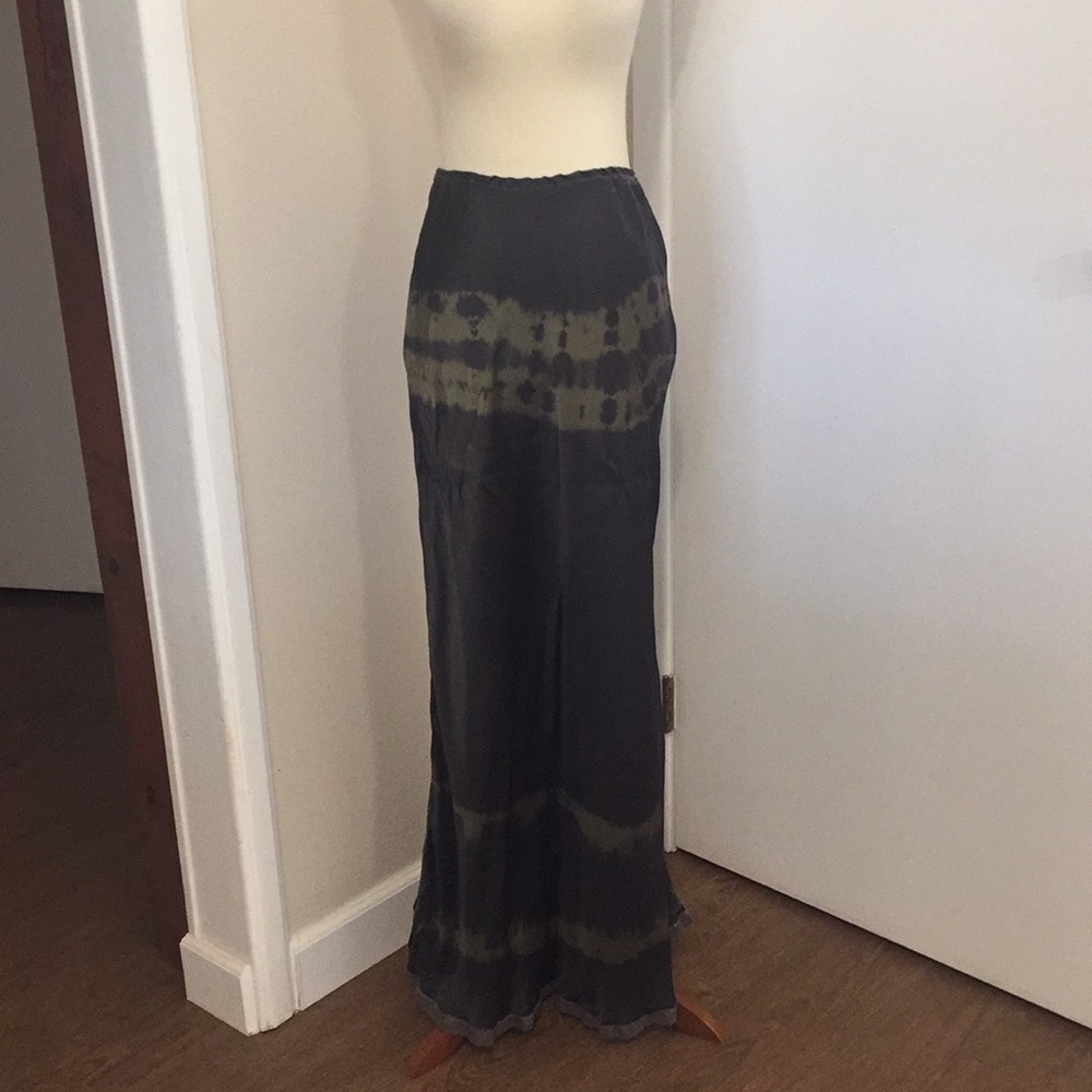 XS LOVE TANJANE‎ Silk Skirt FF32 4555